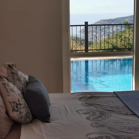 With A Pool And Jacuzzi * アランヤ